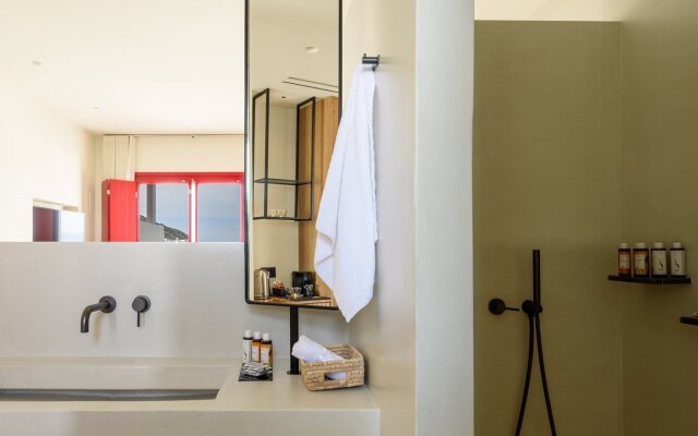 Potnia Theron Suites