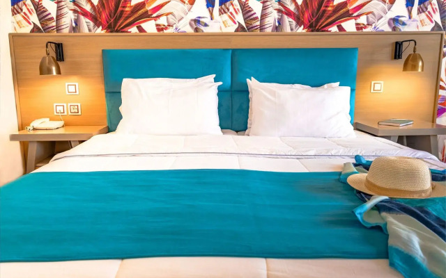 May Beach Hotel