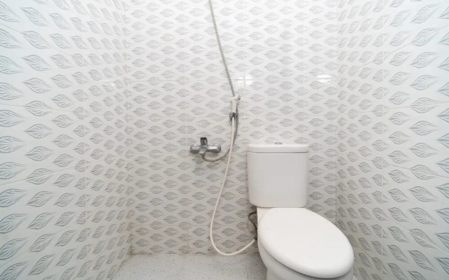 RedDoorz near Makassar Town Square 2