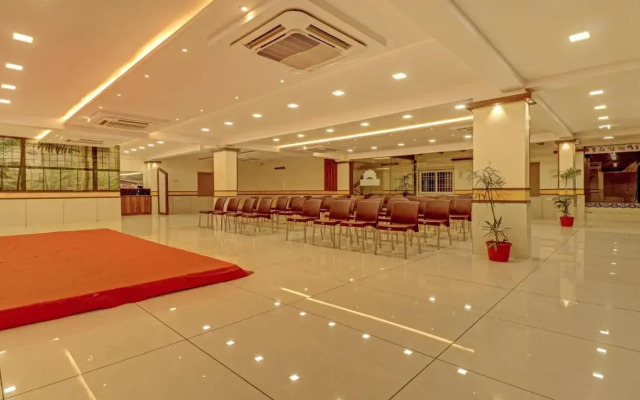 Treebo Rainbow Grand