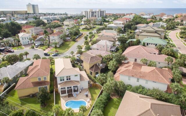 Elegant Coastal Home in Destin by RedAwning