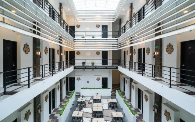 Sans Hotel Fif Fa Premiere Malang