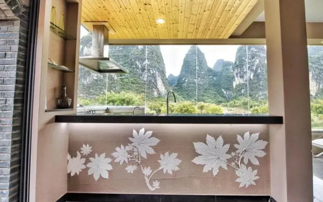 Yangshuo Yulong River Gauche Hotel