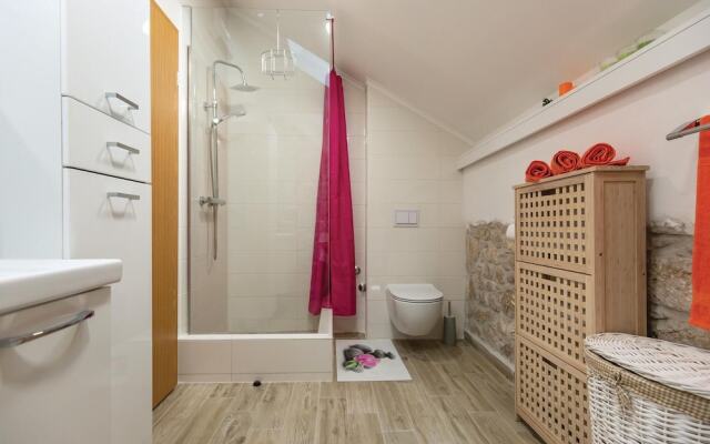 Amazing home in Ploce w/ WiFi and 3 Bedrooms