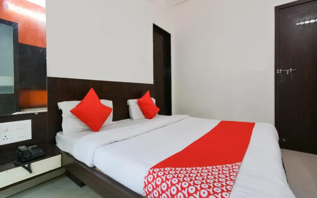 Oyo Flagship 76407 Hotel Sai Suman Palace