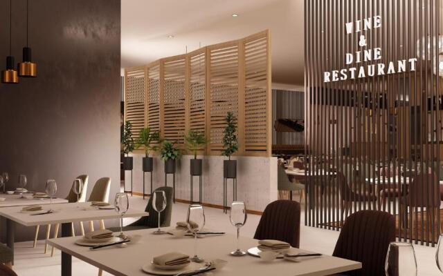 Saint Star Kemer - Adult Only +16