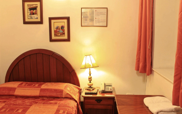 Hostal Porta