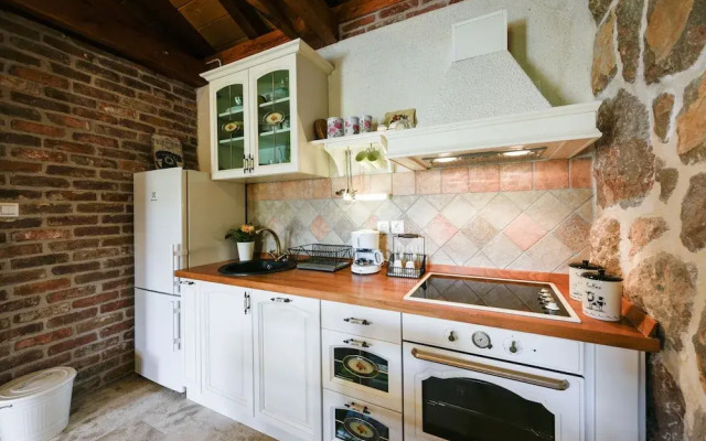 Traditional Stone House Bura - Nature Park Velebit