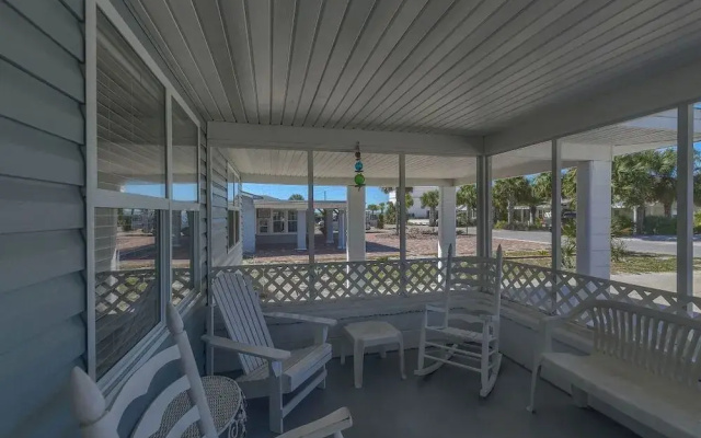 Great Beach Escape Apartment 4 Bedroom