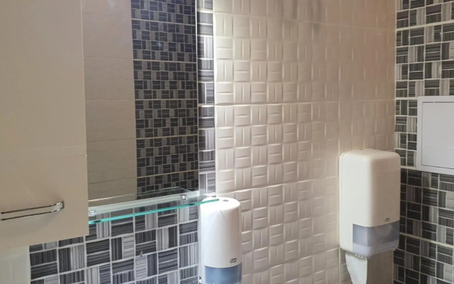 Colonel apartment 954