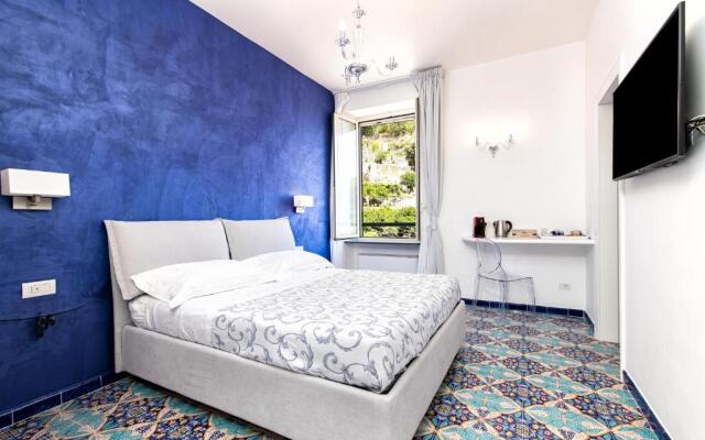 Valle Damalfi Suites