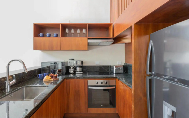 BV 230 Modern 2 BD Condo & private rooftop Jacuzzi