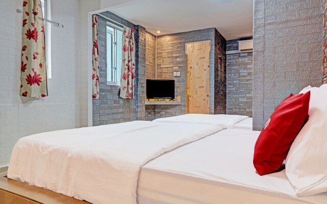 OYO 90604 City Hotel