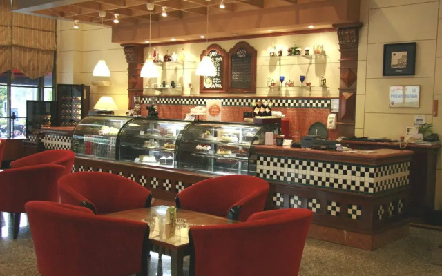 Mardhiyyah Hotel and Suites