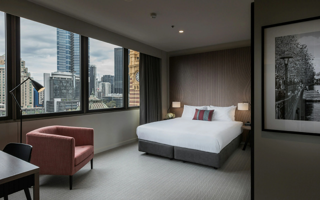 DoubleTree by Hilton Hotel Melbourne - Flinders Street