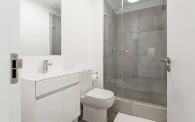 Designer 3 Peaks Apt Stunning Table Mountain Views