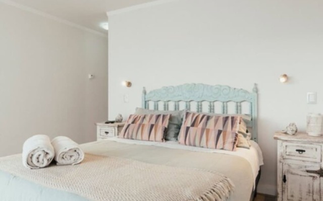 Loica Suites