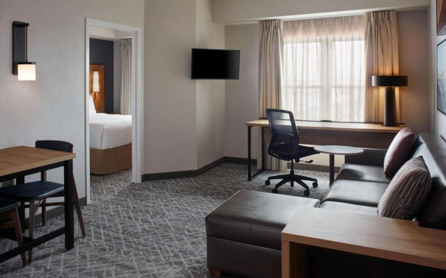 Residence Inn by Marriott Mississauga - Airport Corporate Centre West