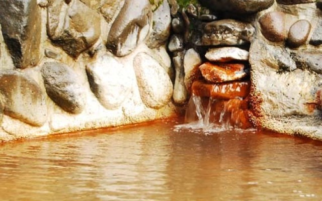 Anraku Onsen Shumine
