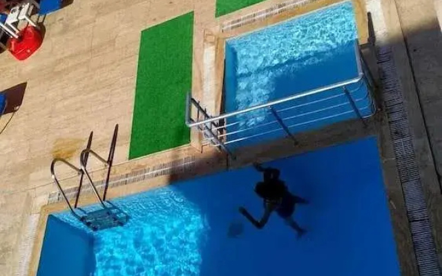 Nirvana Apart