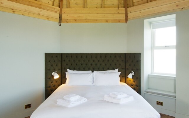 Jan De Groote Suite - 1 Bed Penthouse
