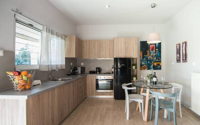 Lagonissi Residence