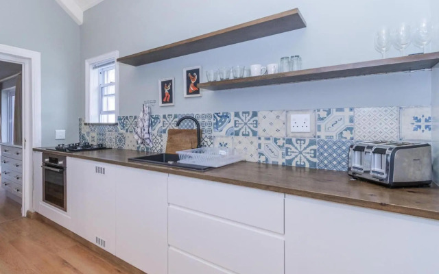 Explorer Guest House