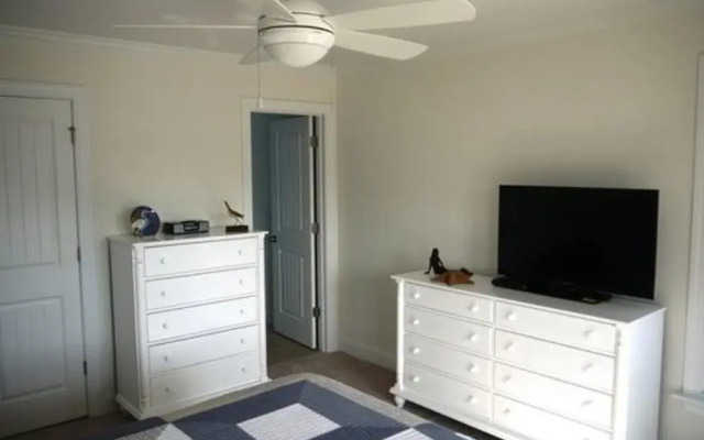 Compass Rose 4 Bedroom Home by RedAwning