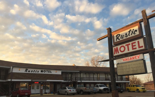 Rustic Motel Rolla
