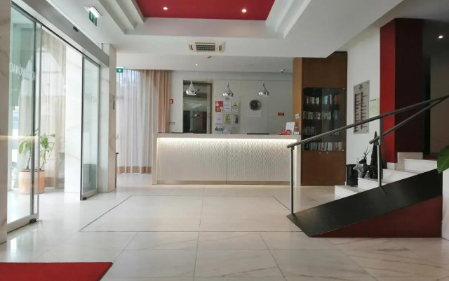 Hotel Mónaco