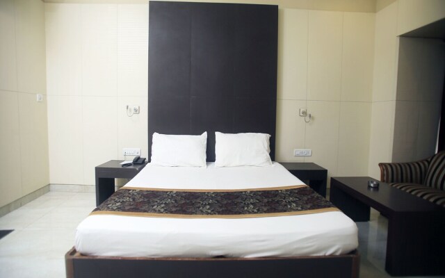 Hotel Mansar by OYO Rooms