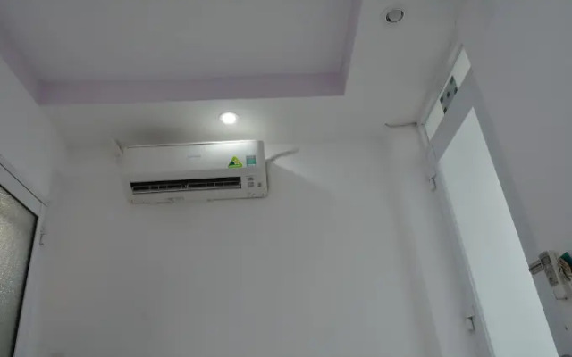 YHD Hotel
