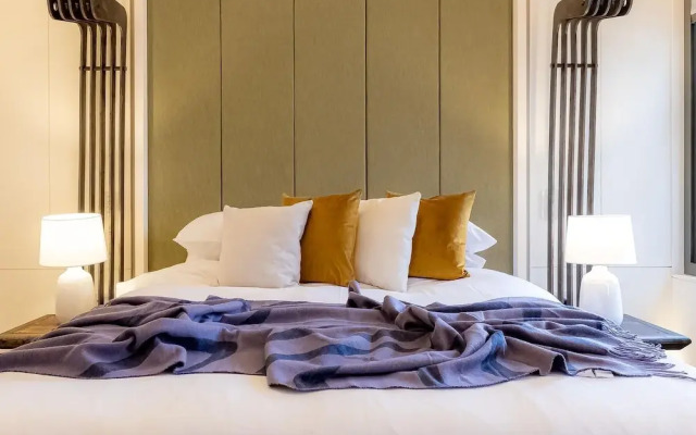 Five Bedroom Near Camden Arts Centre by Bevilla