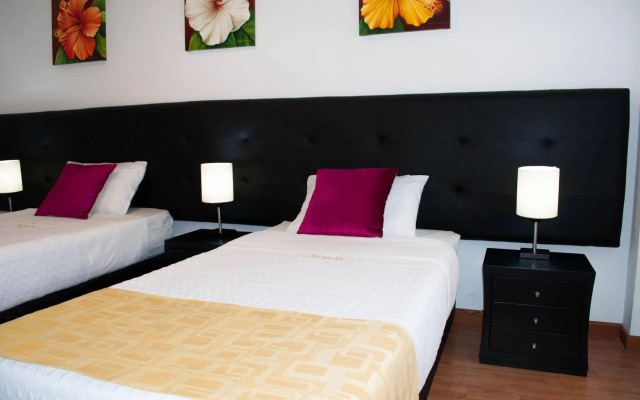 Hotel Ferias Park