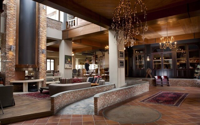 Kazarma Lake Resort & Spa