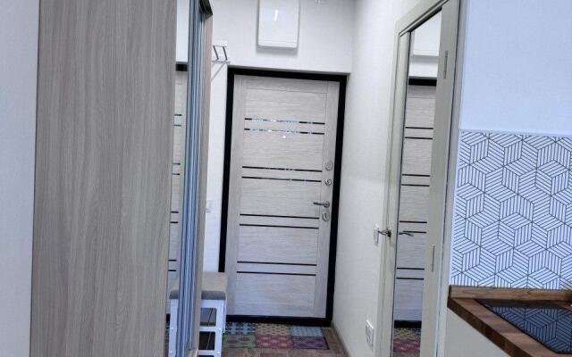 Aura (Аура) на проспекте Столетия Владивостока