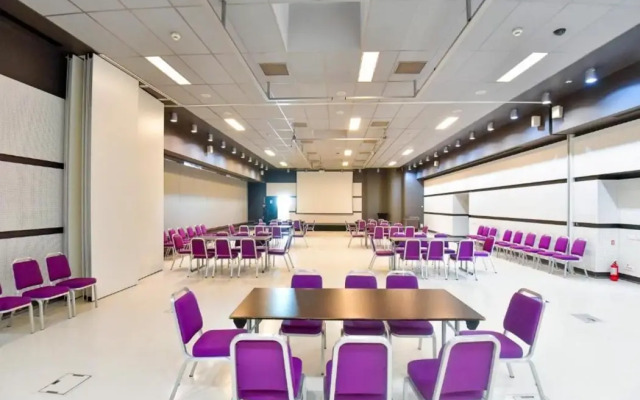 Zenith Hotel Conference & Spa