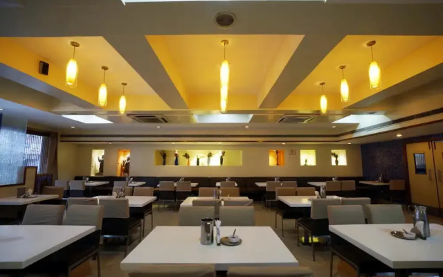 Hotel Geetha Regency