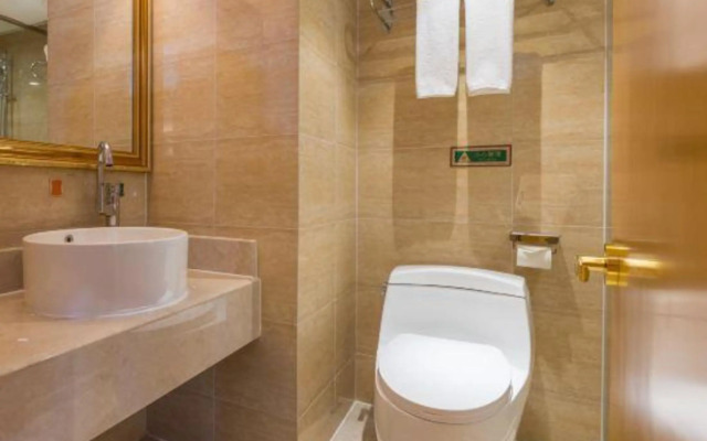 Vienna Hotel (Dongguan Huangjiang Meitang Subway Station Brnch)