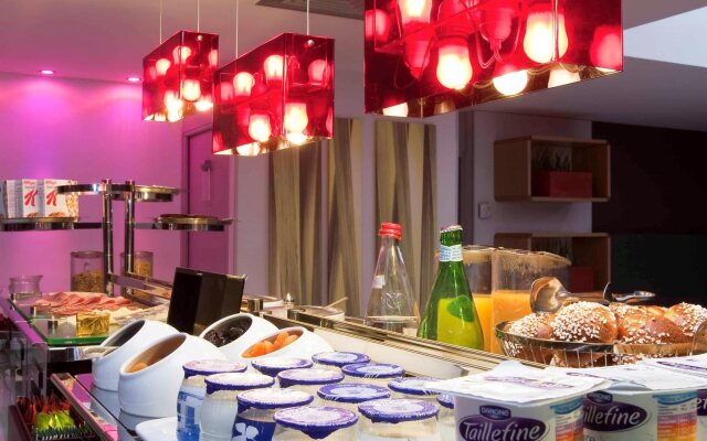 Mercure Paris Arc de Triomphe Etoile