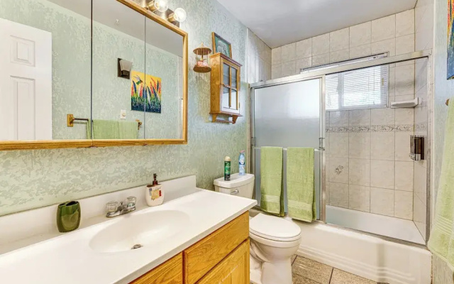 Near Family-friendly Attractions: Northglenn Home!