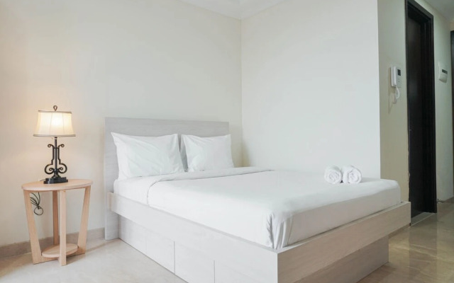 Relaxing Studio At Menteng Park Apartment