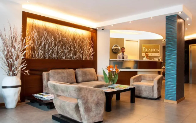 Blanca Hotel