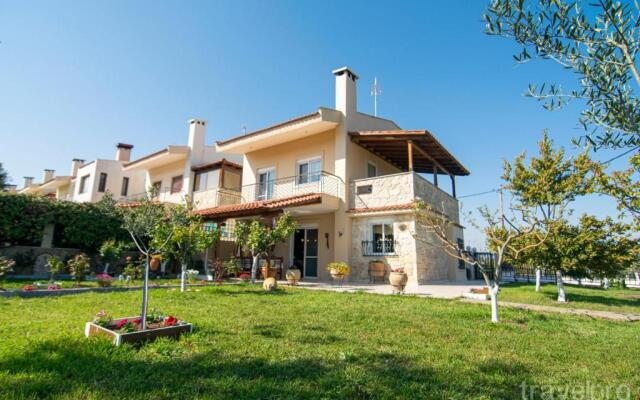 Phaethon Maisonette by Travelpro Services - N