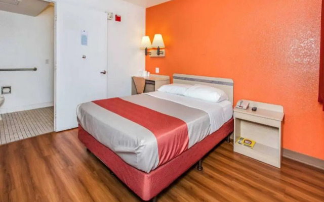 Motel 6 Vacaville, CA