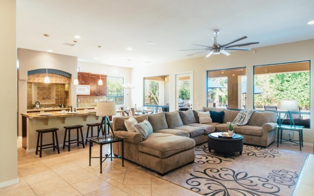 Silverado by AvantStay | WALK TO COACHELLA! Spanish Style Villa in Indio
