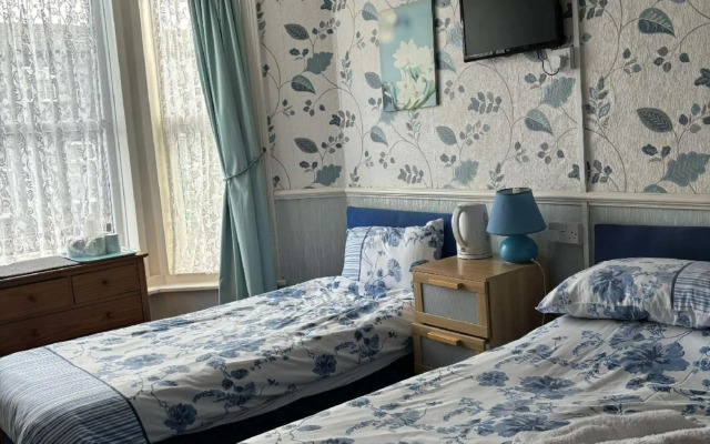 Roselea Hotel - St Chads