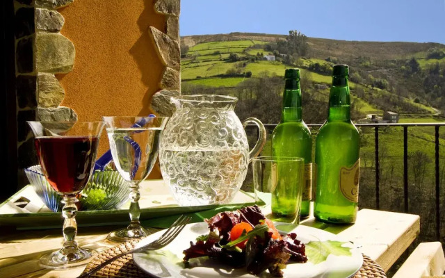 Apartamentos Rurales El Fresnu