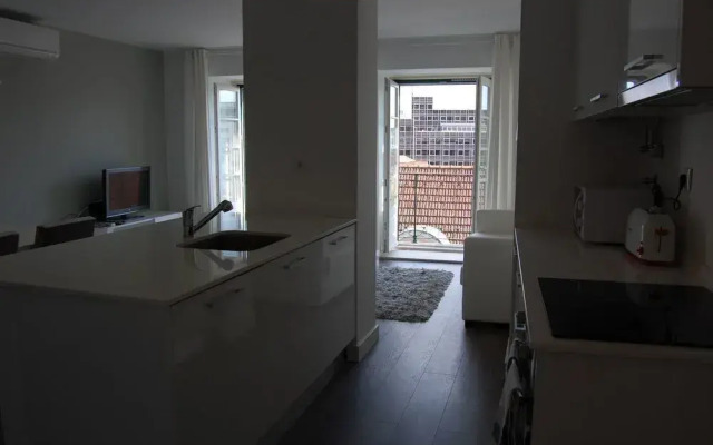 Wallis Apartments