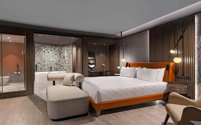 Mövenpick Hotel Istanbul Marmara Sea